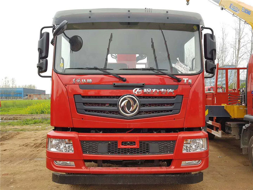 拉移動活動房用什么樣的隨車吊車？