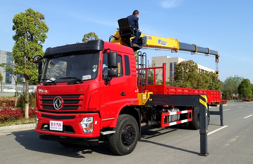 東風(fēng)暢行徐工12噸隨車吊