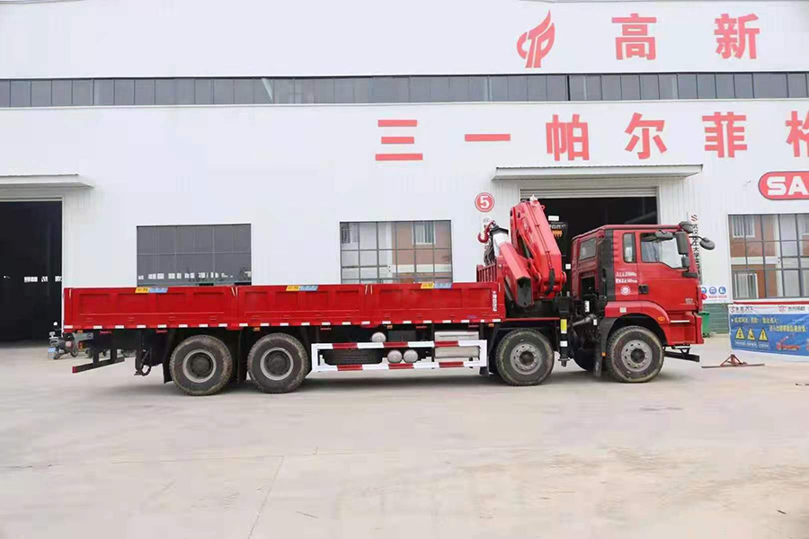 陜汽德龍25噸長興折臂隨車吊