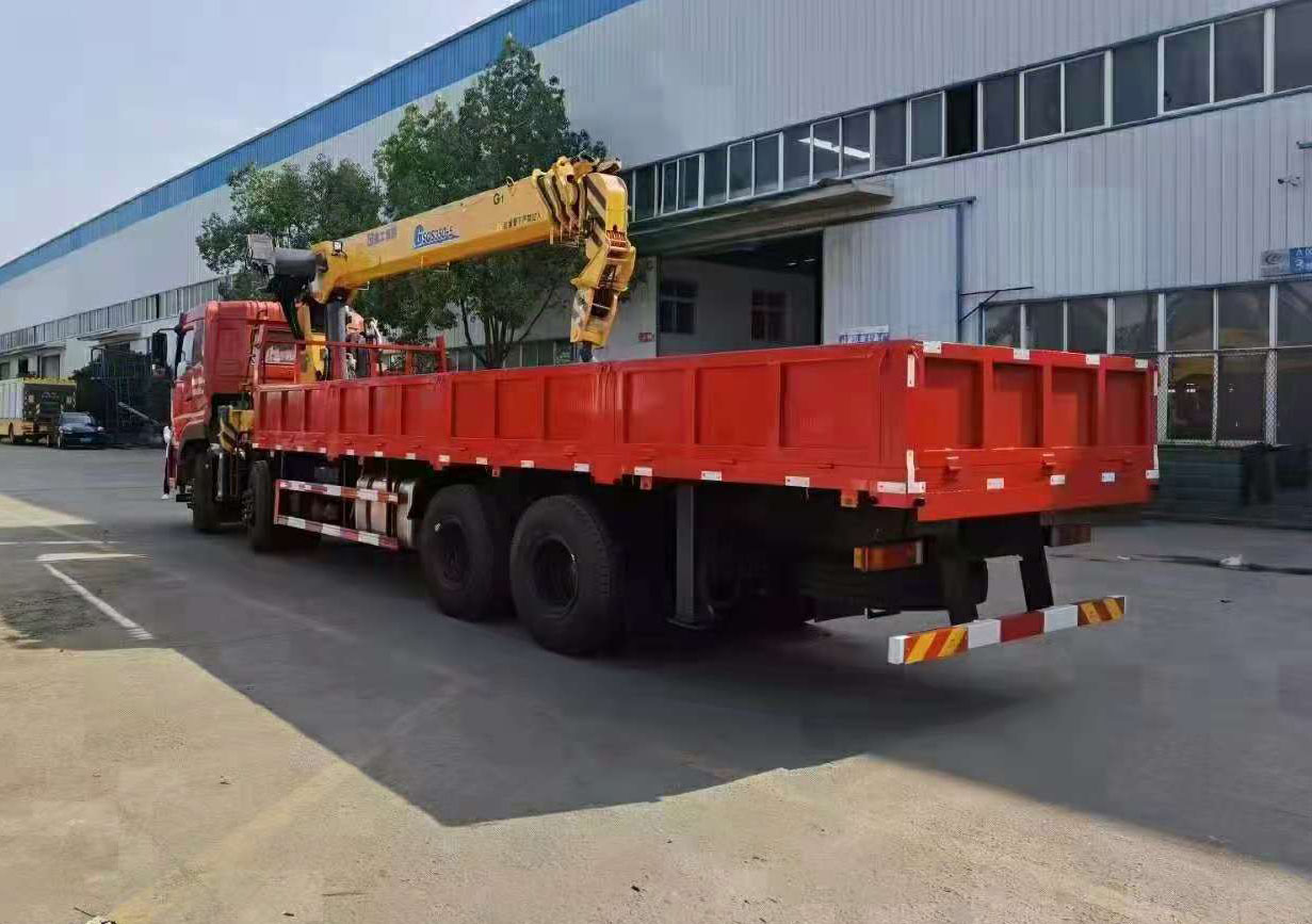 東風天龍徐工14噸隨車吊 國六410馬力圖片展示6 東風天龍徐工14噸隨車吊 國六410馬力圖片展示6